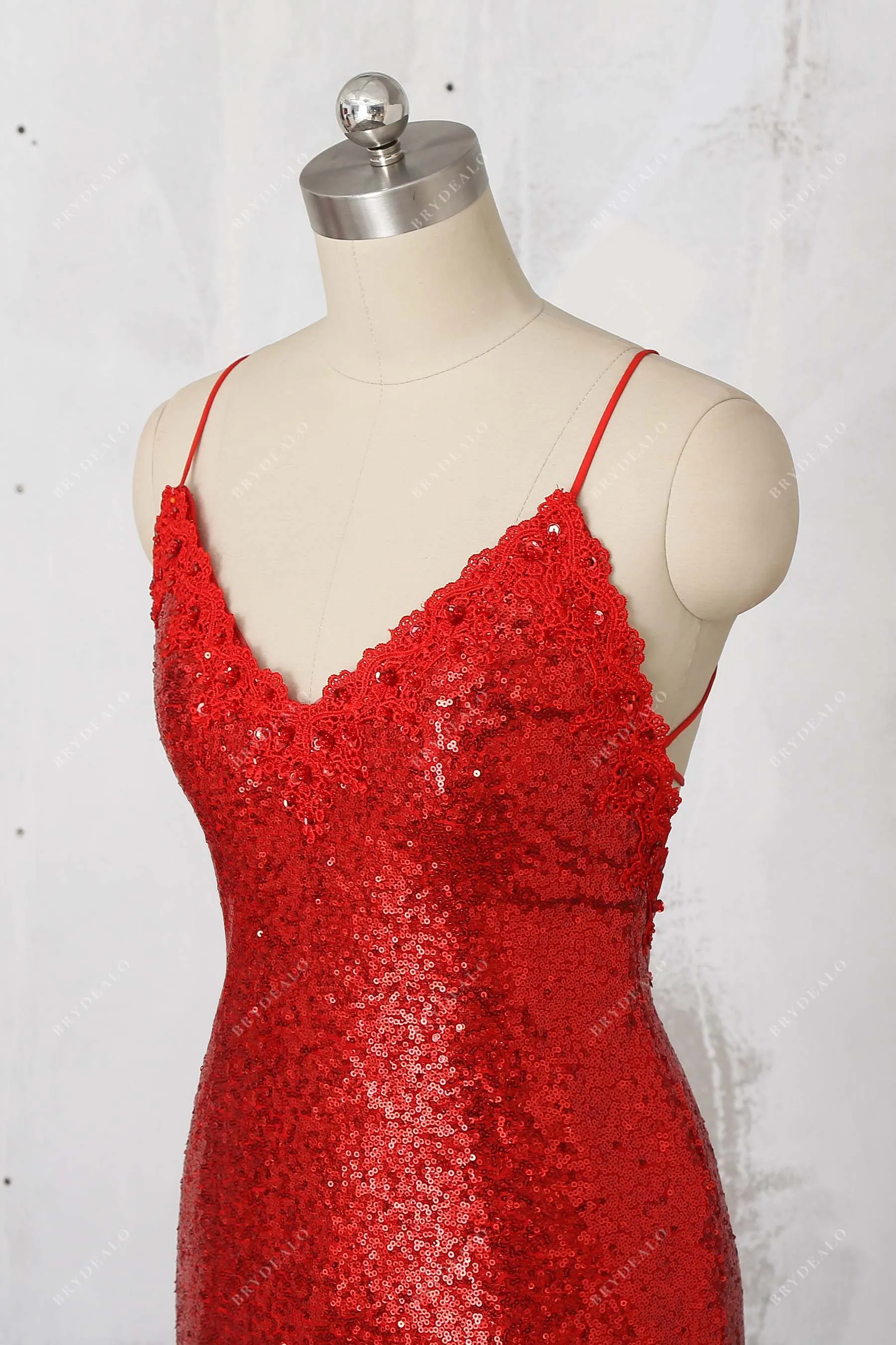 Beaded Lace V-neck Red Sequin Mermaid Prom Dress
