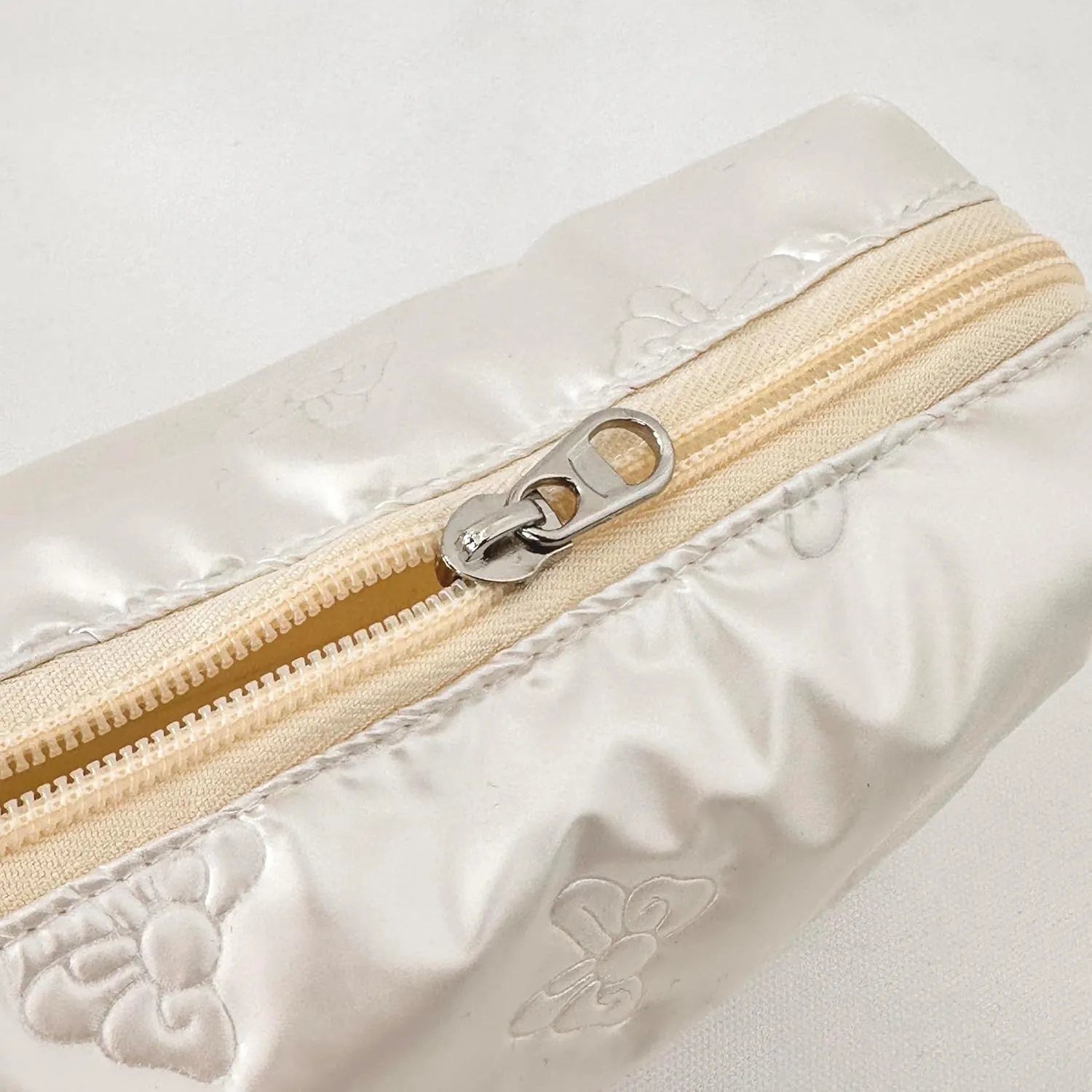 Cosmetic Pouch Large Makeup Bag Organizer Toiletry Bag for Travel Gifts and Daily Use for Women (White with bow)