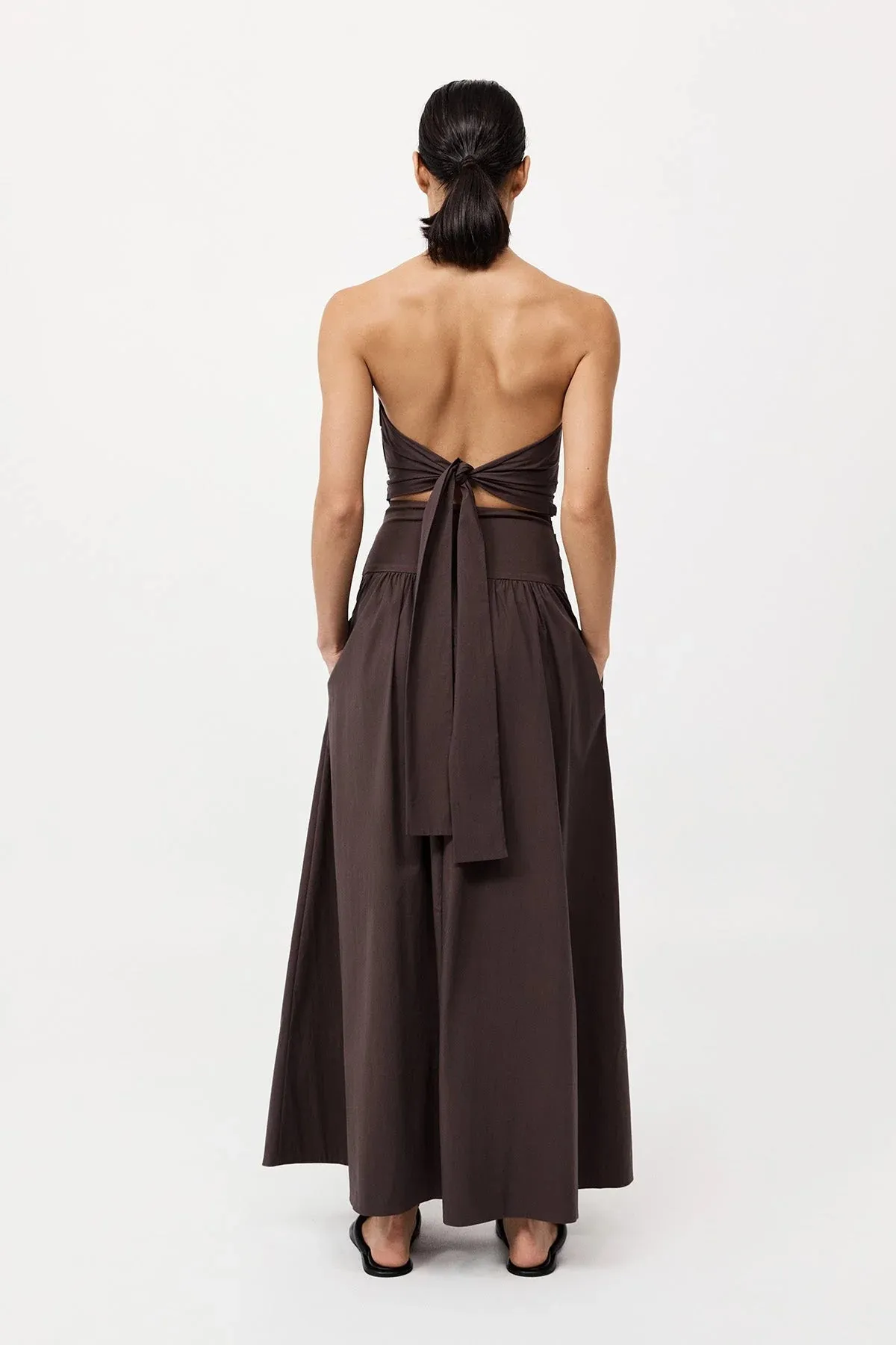 GATHERED STRAPLESS TIE BACK DRESS CHOCOLATE