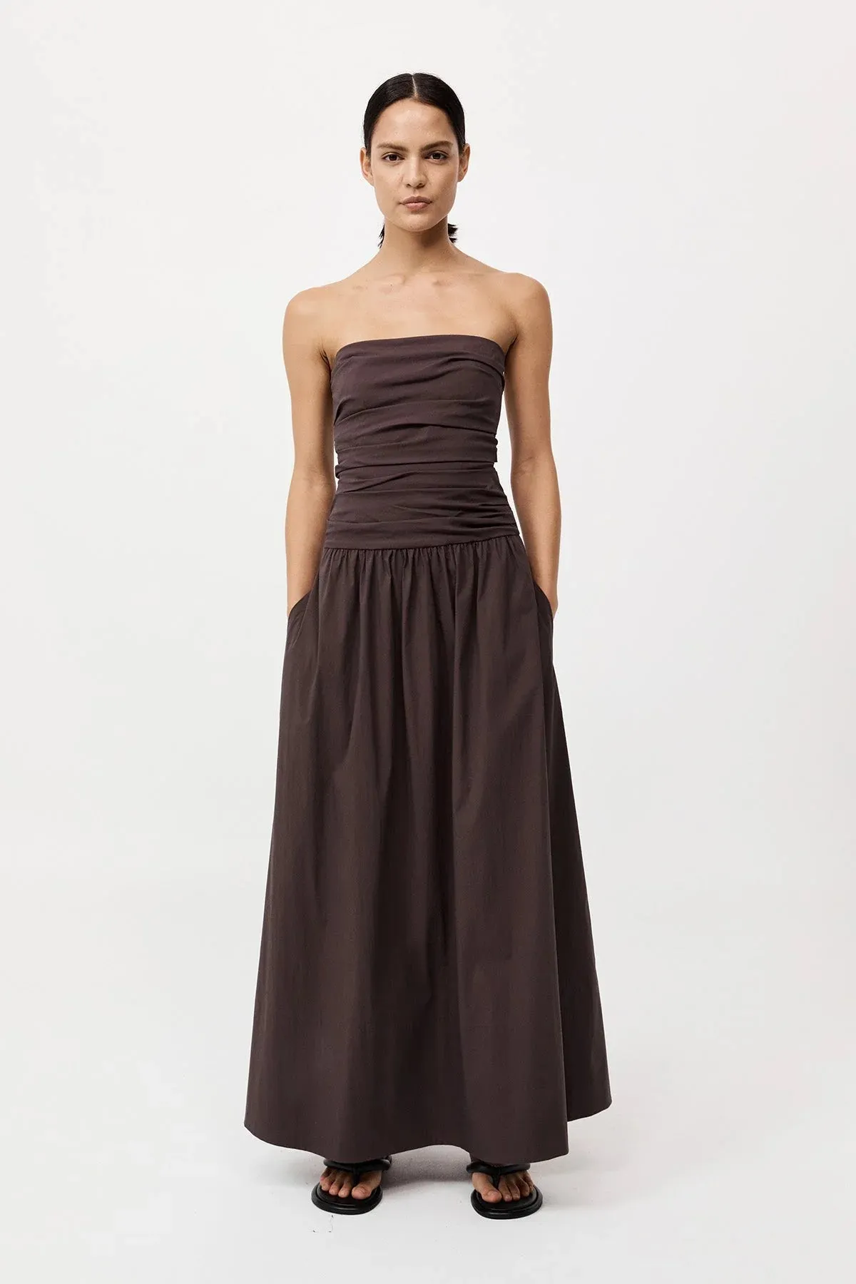 GATHERED STRAPLESS TIE BACK DRESS CHOCOLATE