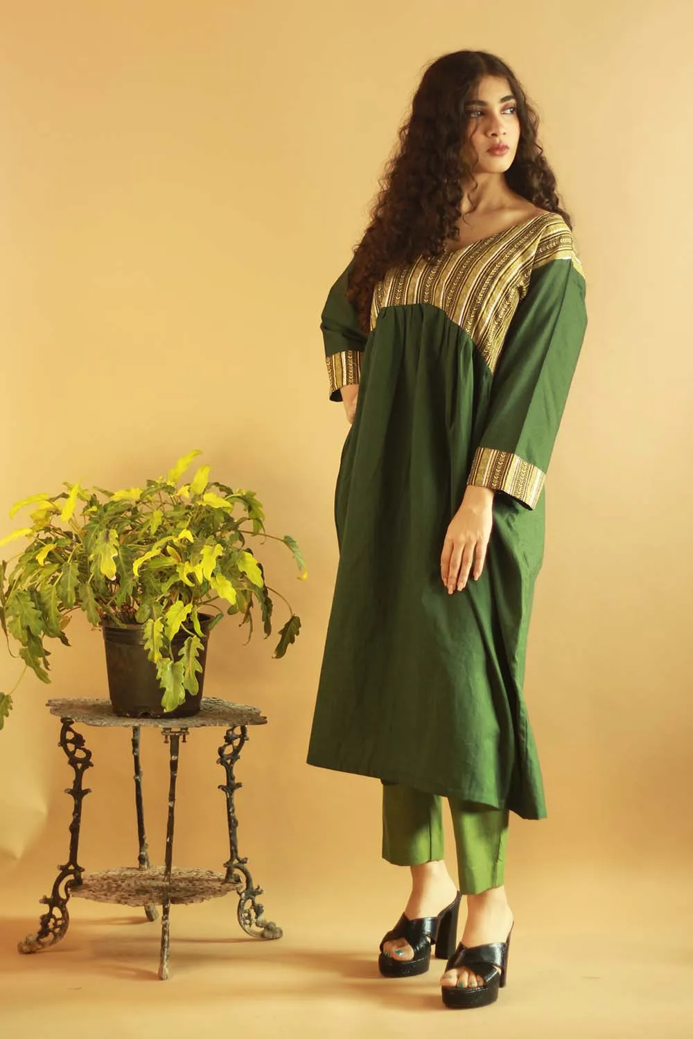 Gathered Yoke Boho Kurta - Green