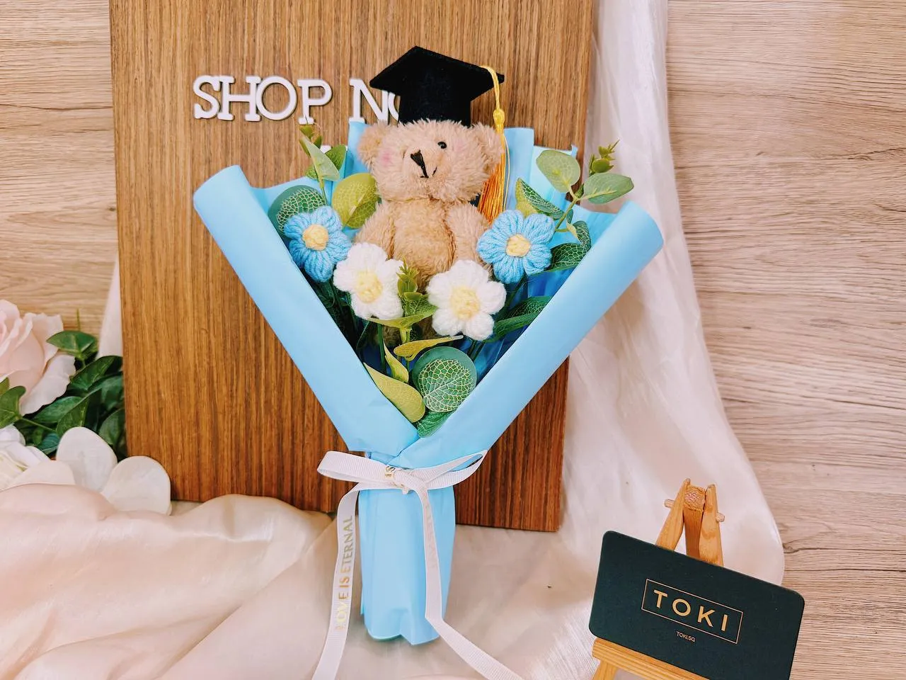 Graduation Bear with Small Flowers - Blue