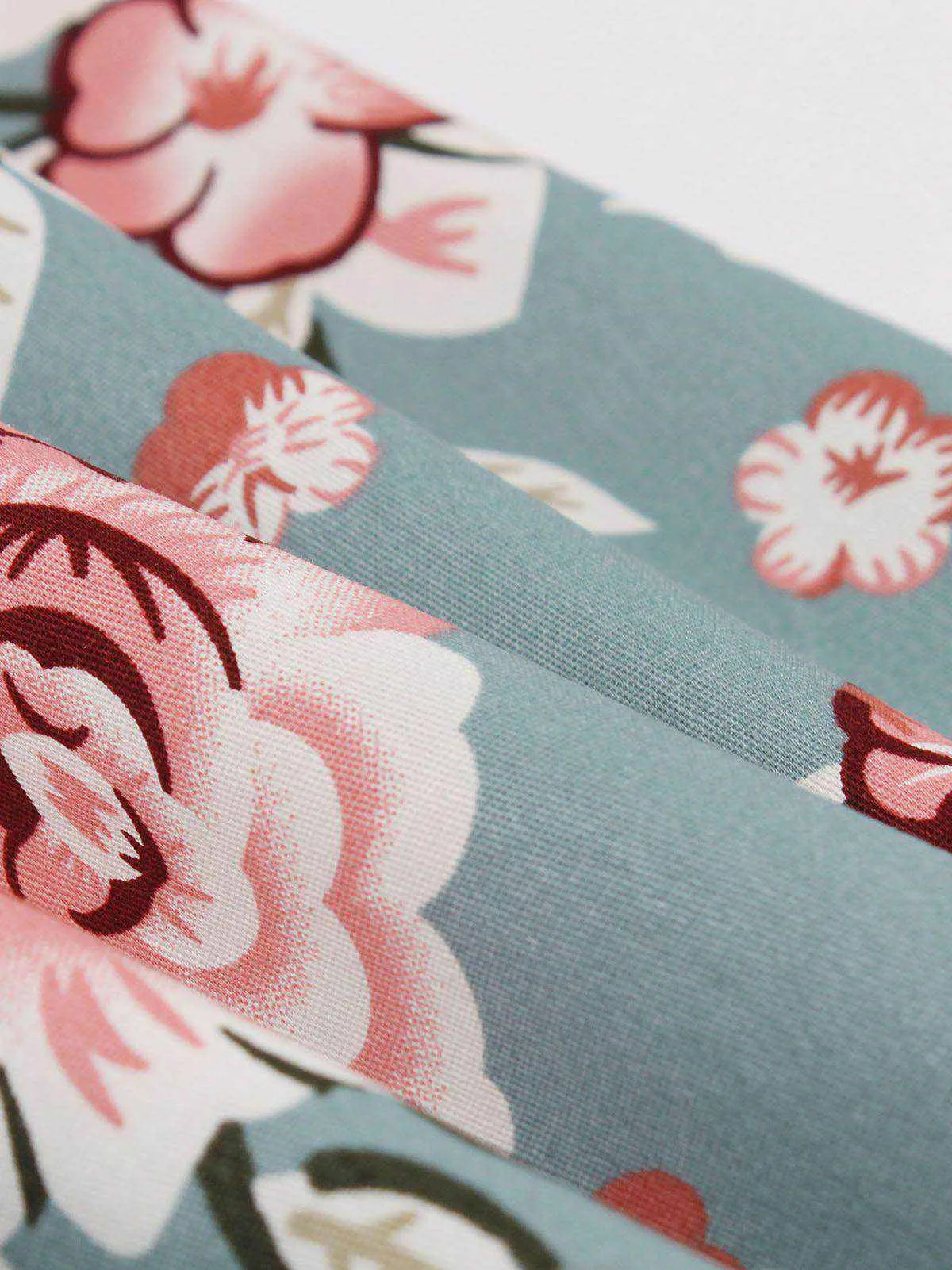 ILSE | FLORAL BELTED SWING DRESS