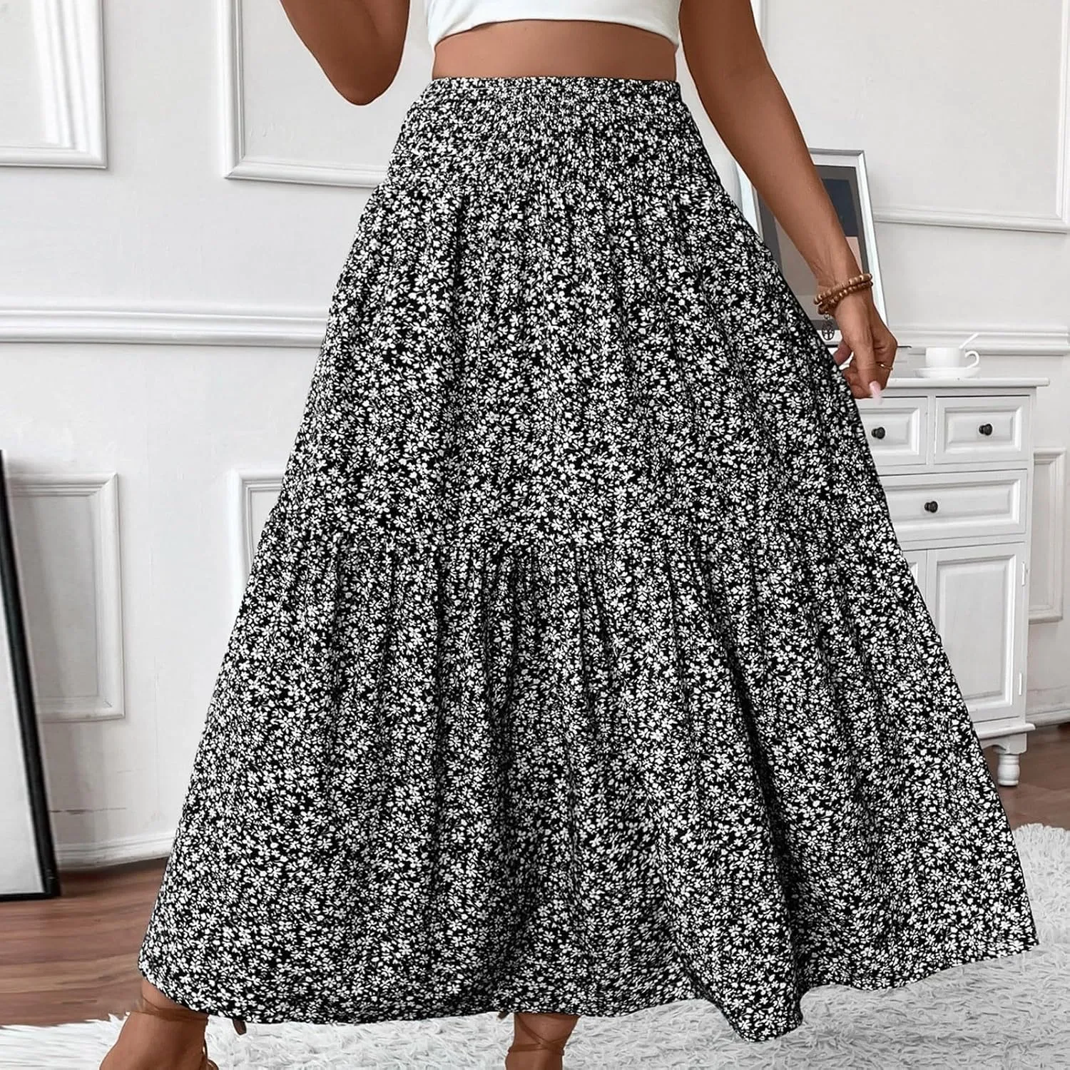 Long Flowy Skirts for Women Smocked High Waisted Floral Maxi Skirt with Pockets Boho Ruffle Tiered Beach A Line Skirt
