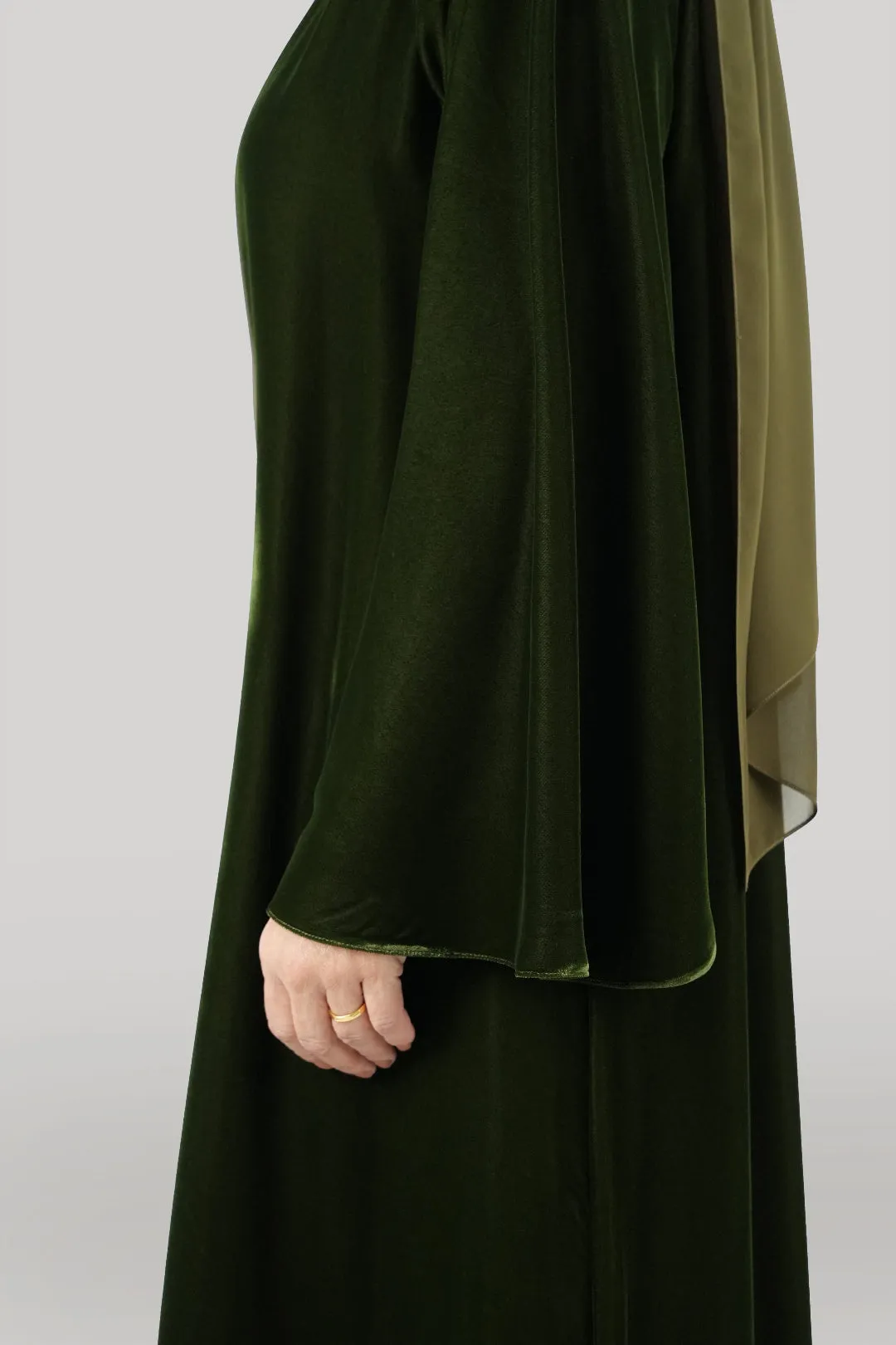 Mays Abaya