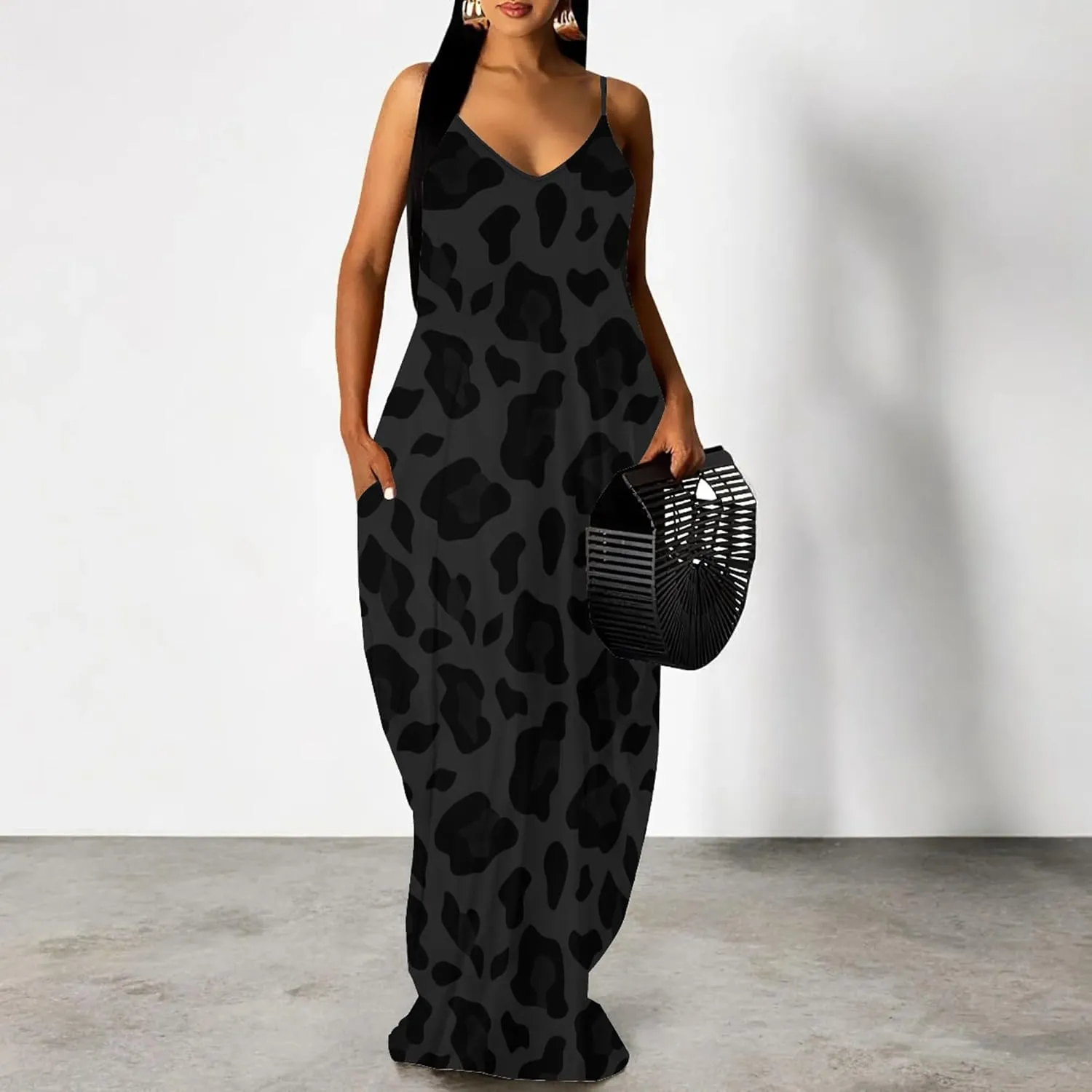 Plus Size Dress for Women 2024 Casual Sleeveless Sundress Loose Spaghetti Strap Long Summer Beach Maxi Dress with Pockets