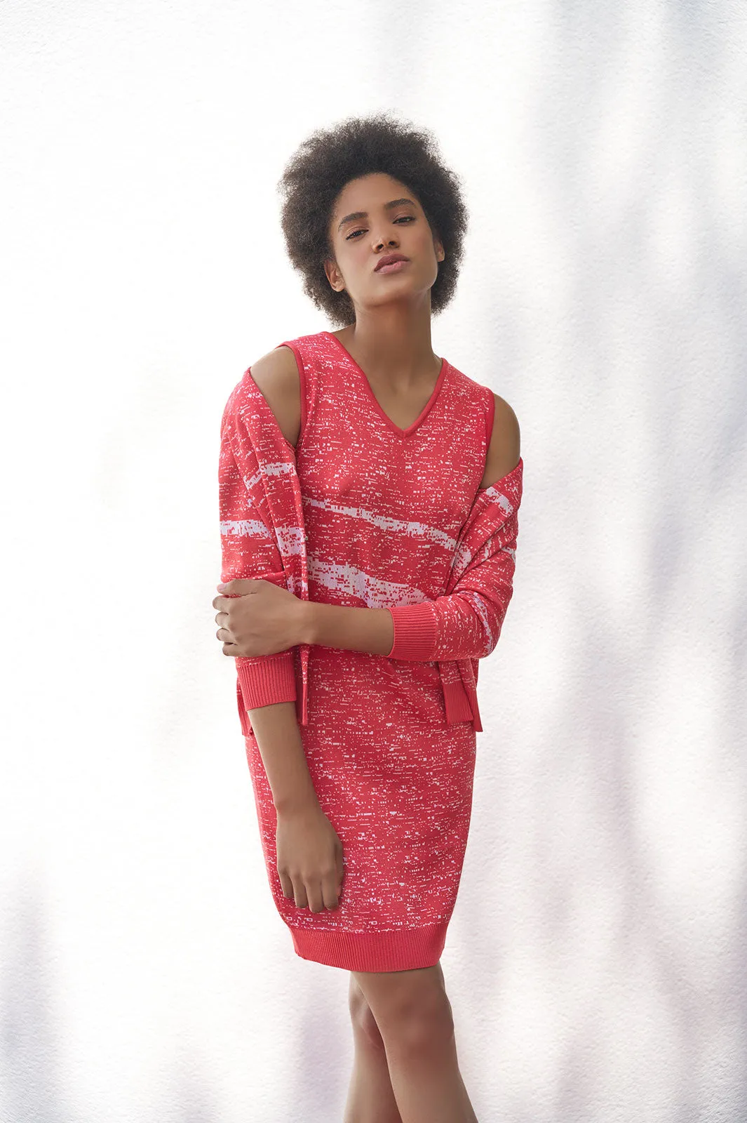 Plus Size Knee-Length Sheath Dress - Abstract Line Soft Lightweight Knit