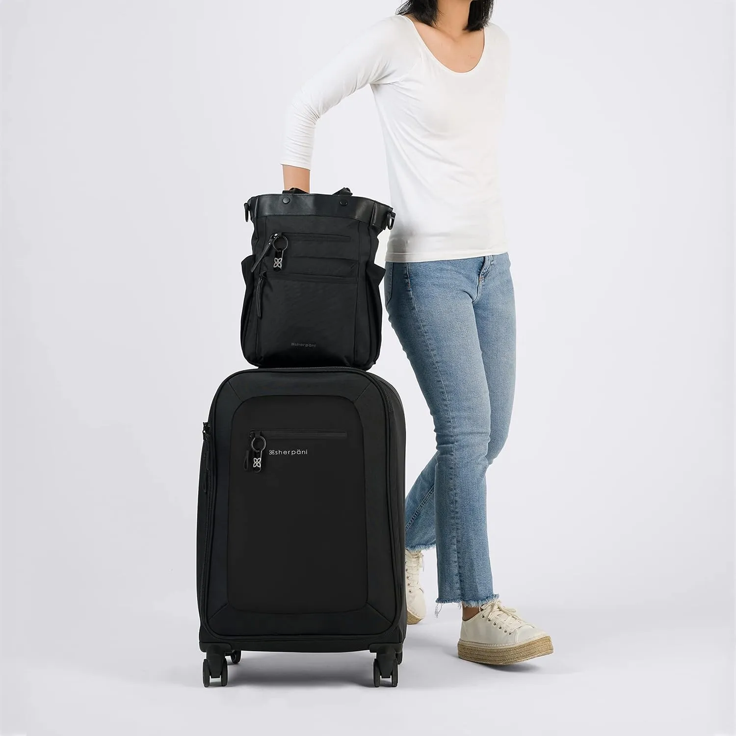 Sherpani Women Soft Side Check in Luggage, Carbon, 26 Inch