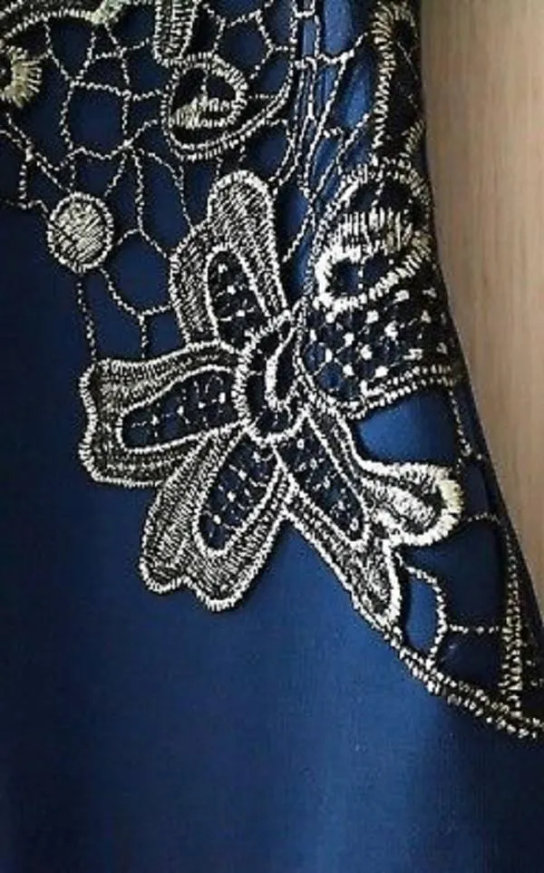 Sophisticated Lace-Top Bodycon Dress