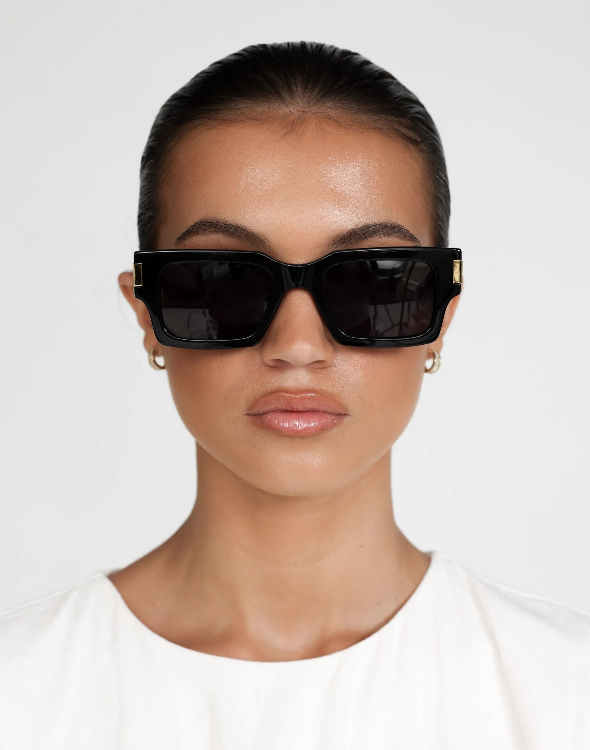 The Sara Sunglasses (Black Jet) - By Banbé