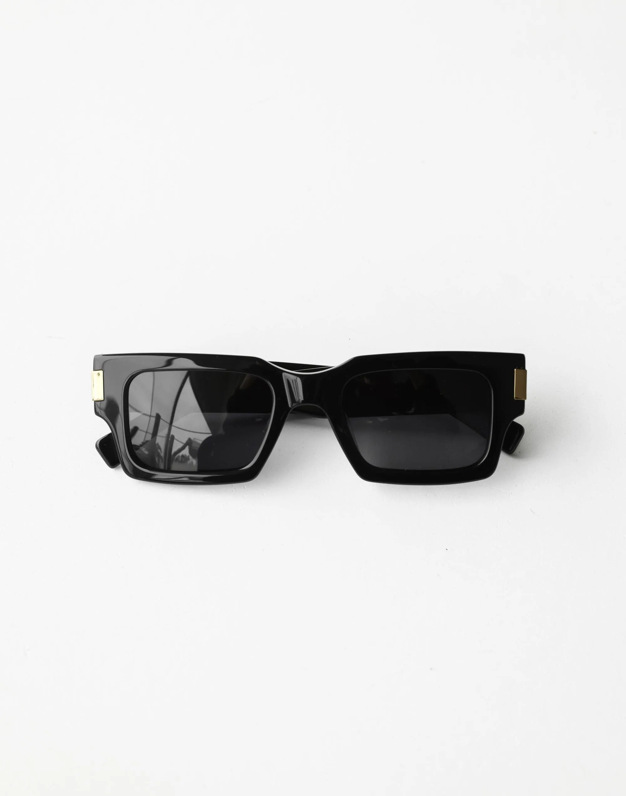 The Sara Sunglasses (Black Jet) - By Banbé