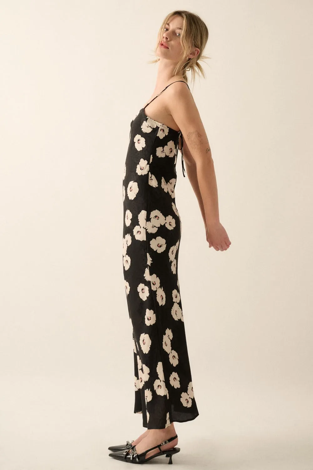 The Tina Daisy Dress