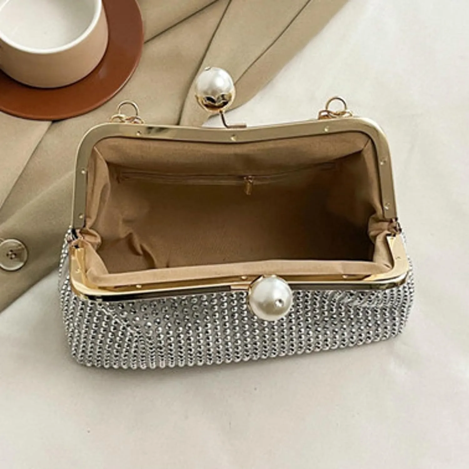 Womens Rhinestone Kiss Lock Evening Clutch Purse 2025 Summer Shell Bag Chain Cross Body Beaded Pearl Handbag
